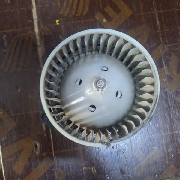Honda fit 2010 - 2012 model hybrid fan control