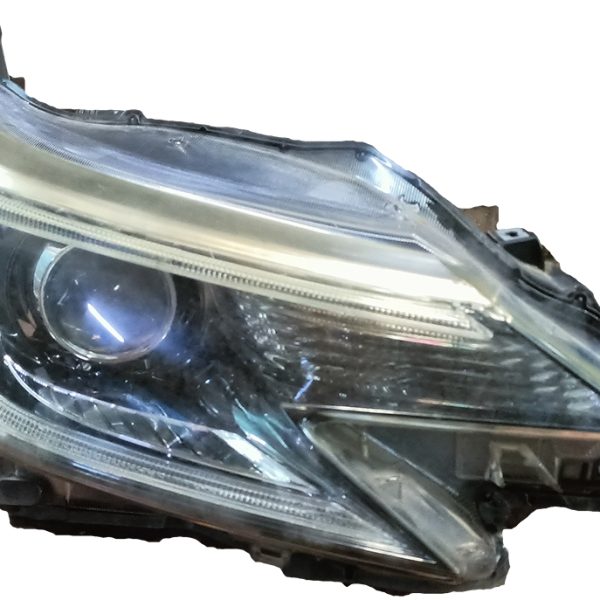 Toyota Mark X Headlight