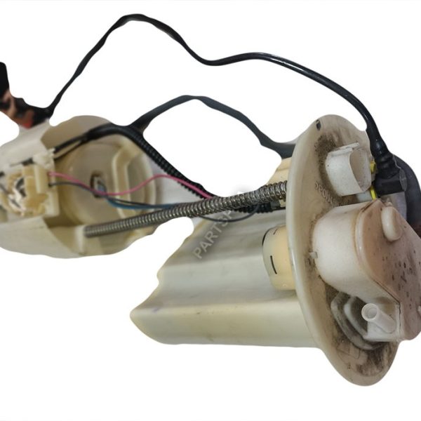 Toyota Ractis  2010 Fuel Pump